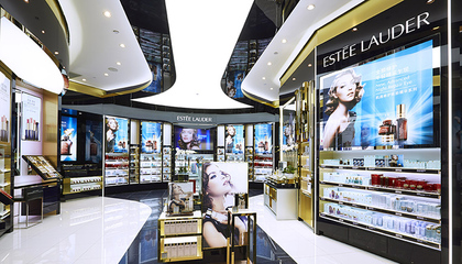 關稅下調引發進口化妝品降價潮，市場銷售格局或將重塑